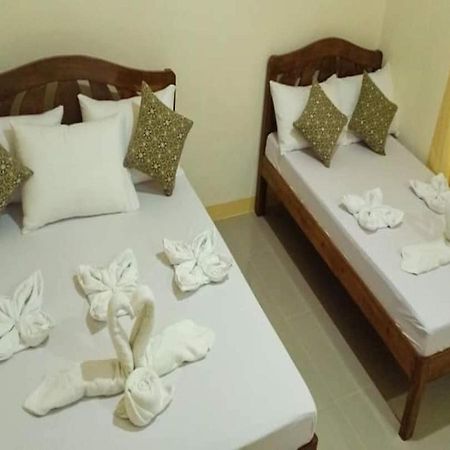 Oyo 900 Tahanan Ni Kuya Juan Puerto Princesa Exterior foto
